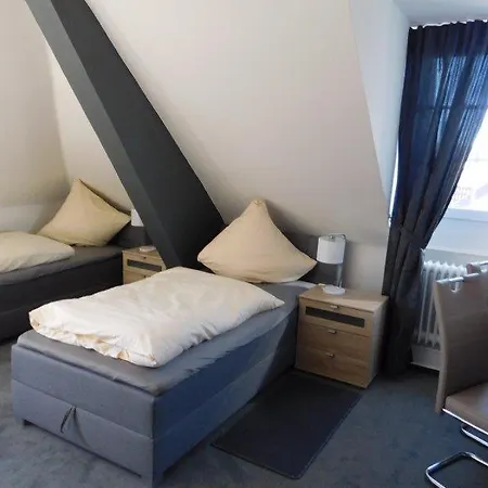 Romaeus Hotel *